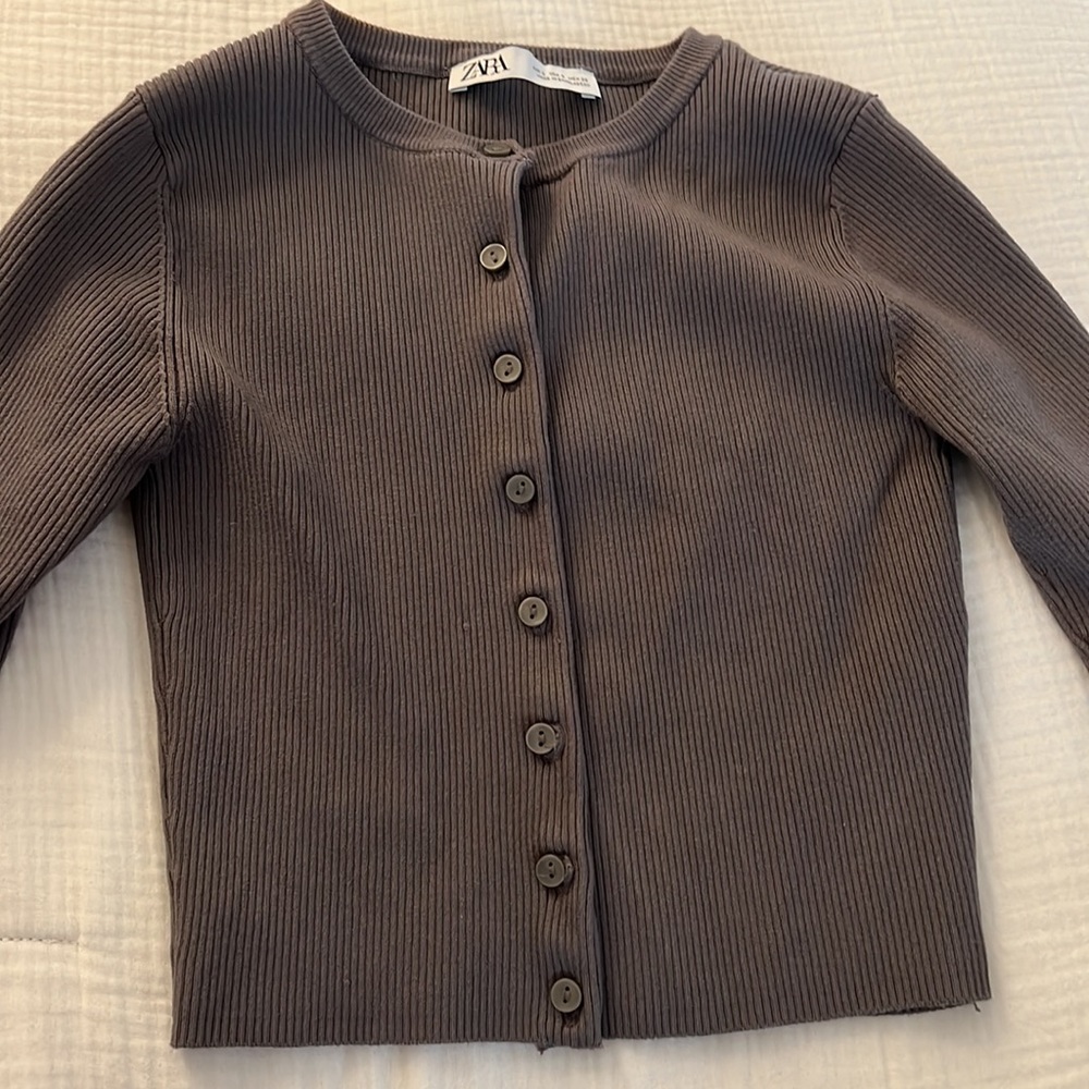 Womens Ribbed Button-Front Cardigan Sweater - Gray - Picture 5 of 8